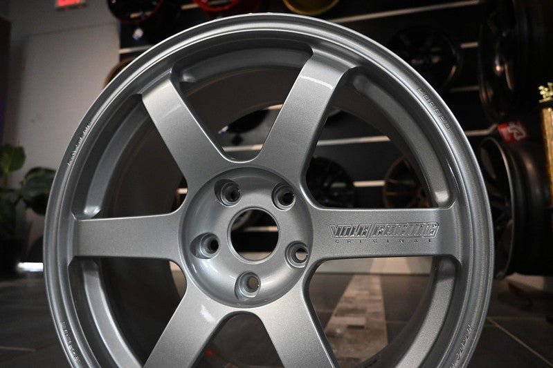 Rays Volk TE37Saga S Plus silver alloy 5-spoke racing wheel